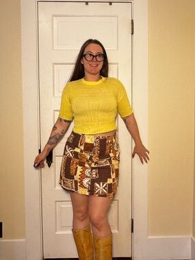60s Vintage Butter Yellow Short Sleeve Sweater Sz M